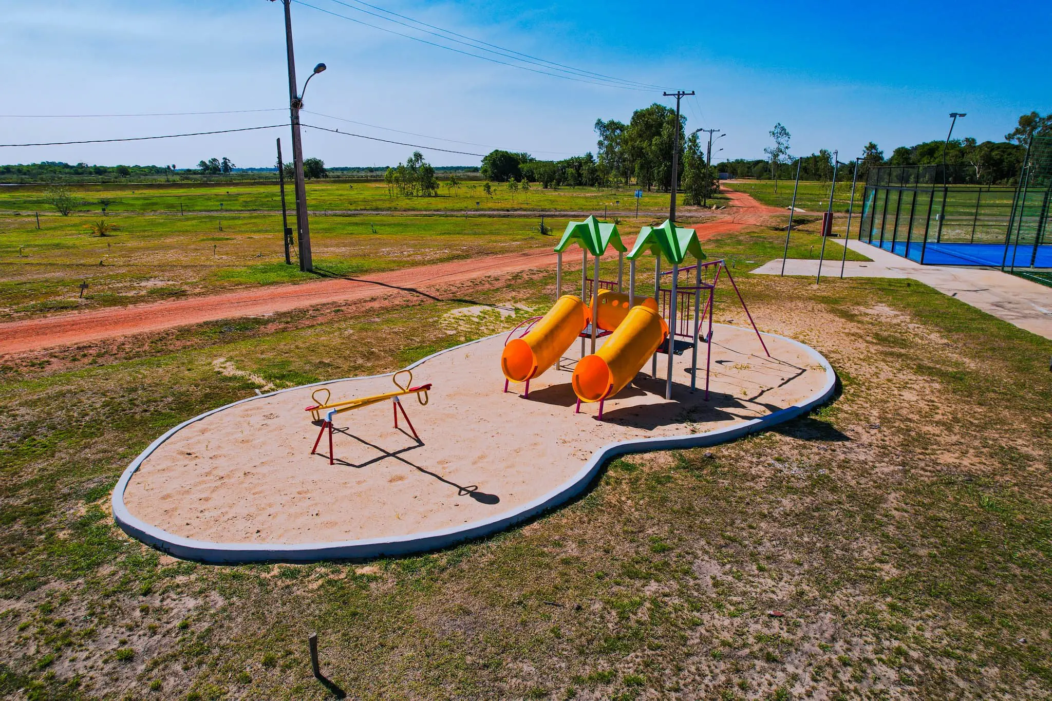 Área de juegos infantiles en Barrio Cerrado Pirarenda